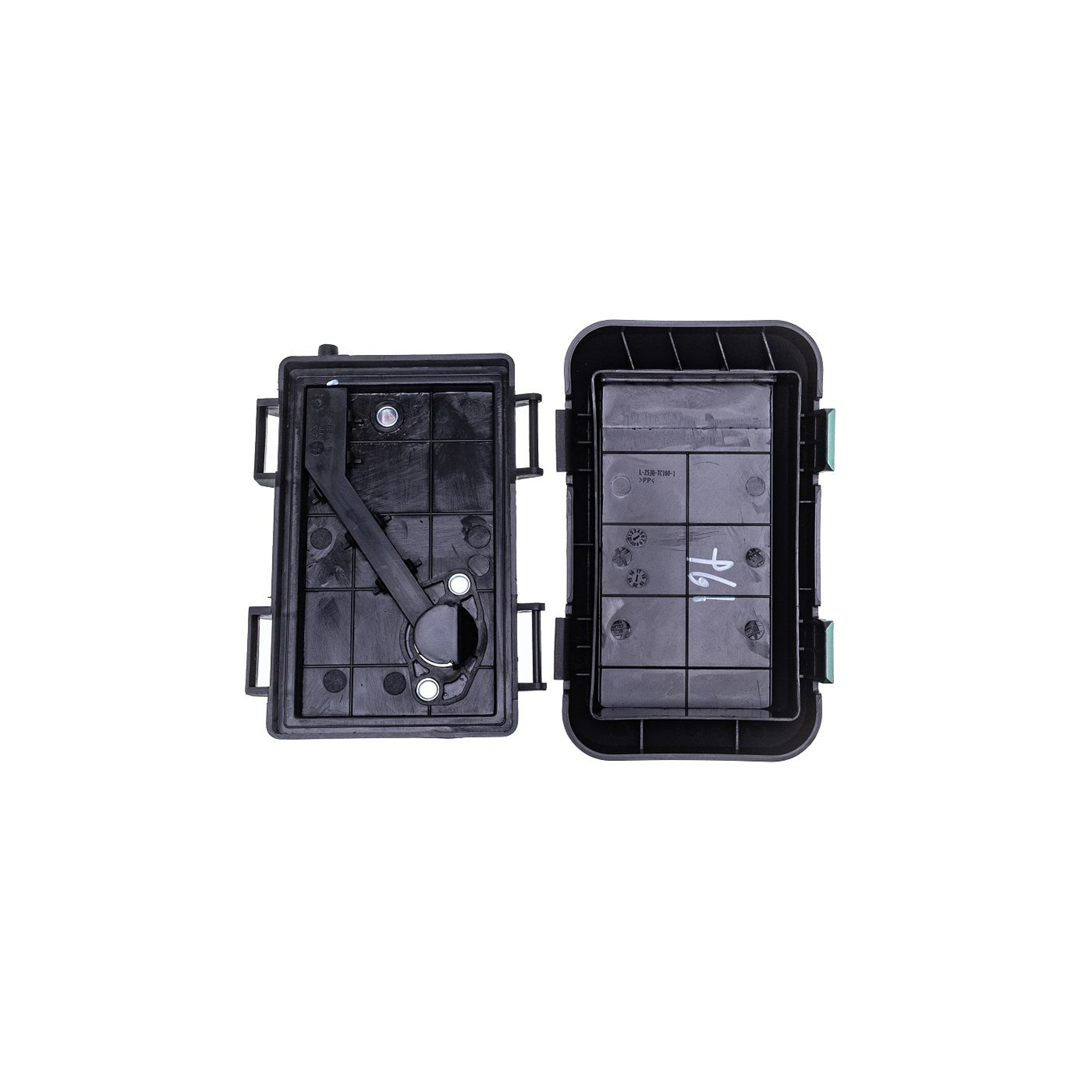 Kryt vzduchového filtru pro motory Zongshen XP200 výkon motoru 6,5 PS (OEM 100004649)