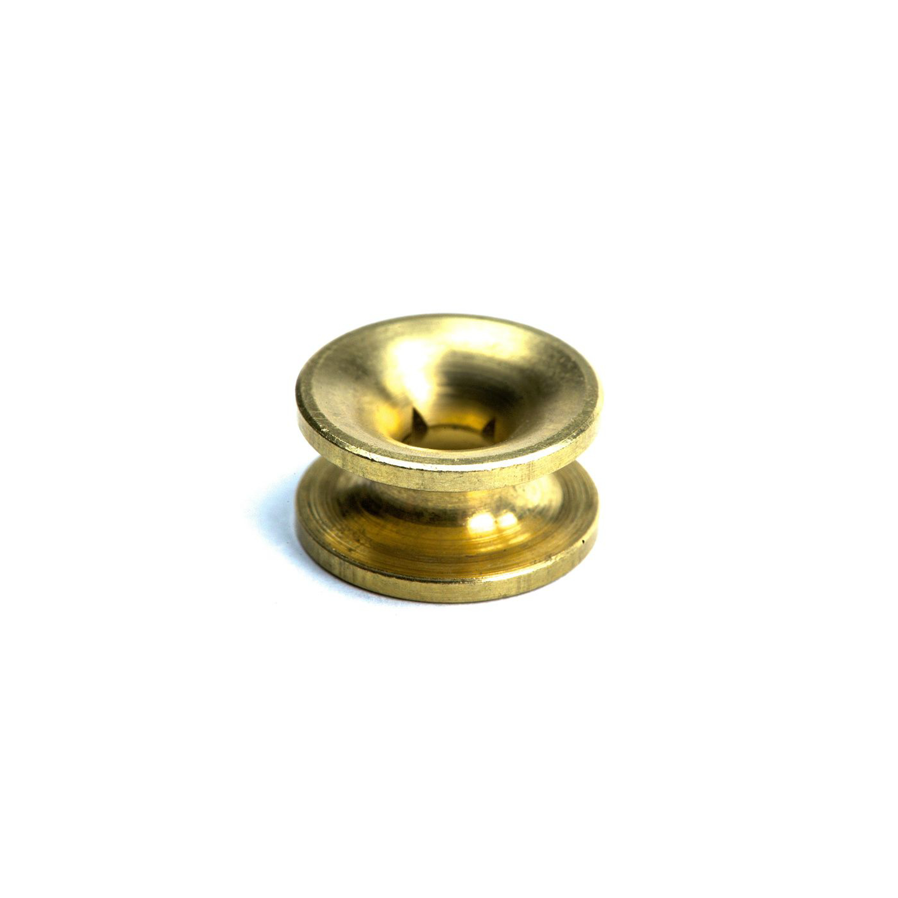 Univerzální průchodka strunové hlavy pro křovinořezy a vyžínače 16 mm x 8,3 mm x 5,0 mm