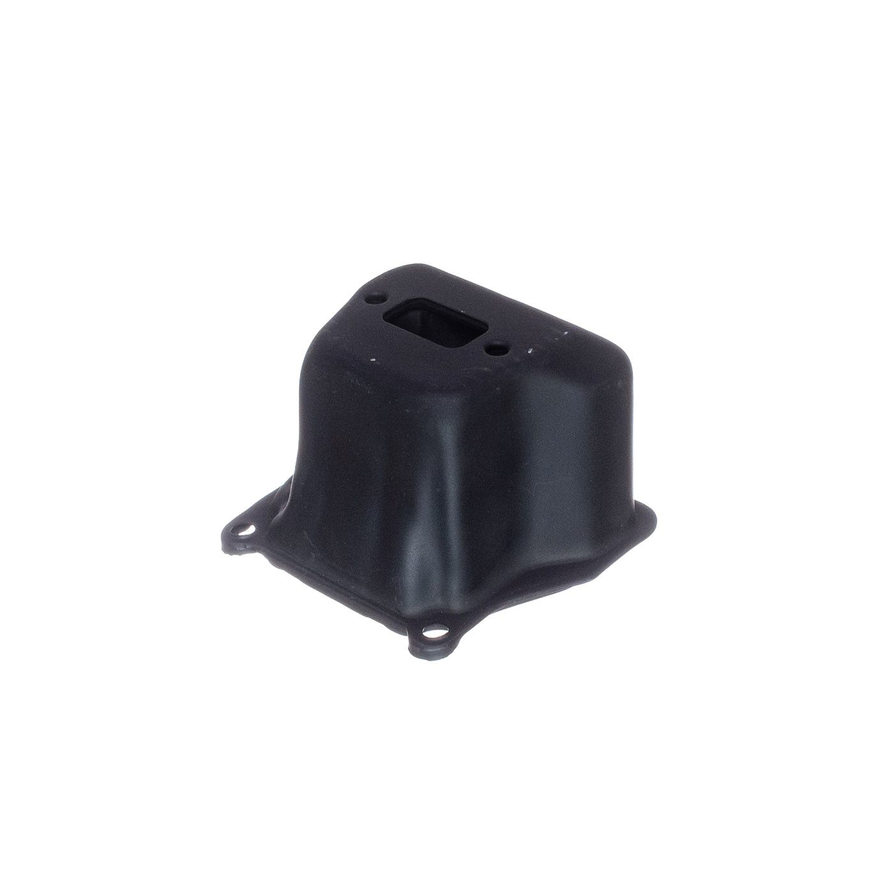 Výfuk pro Čínské motorové pily a pily z hobbymarketů modely 4500 5200 5800
