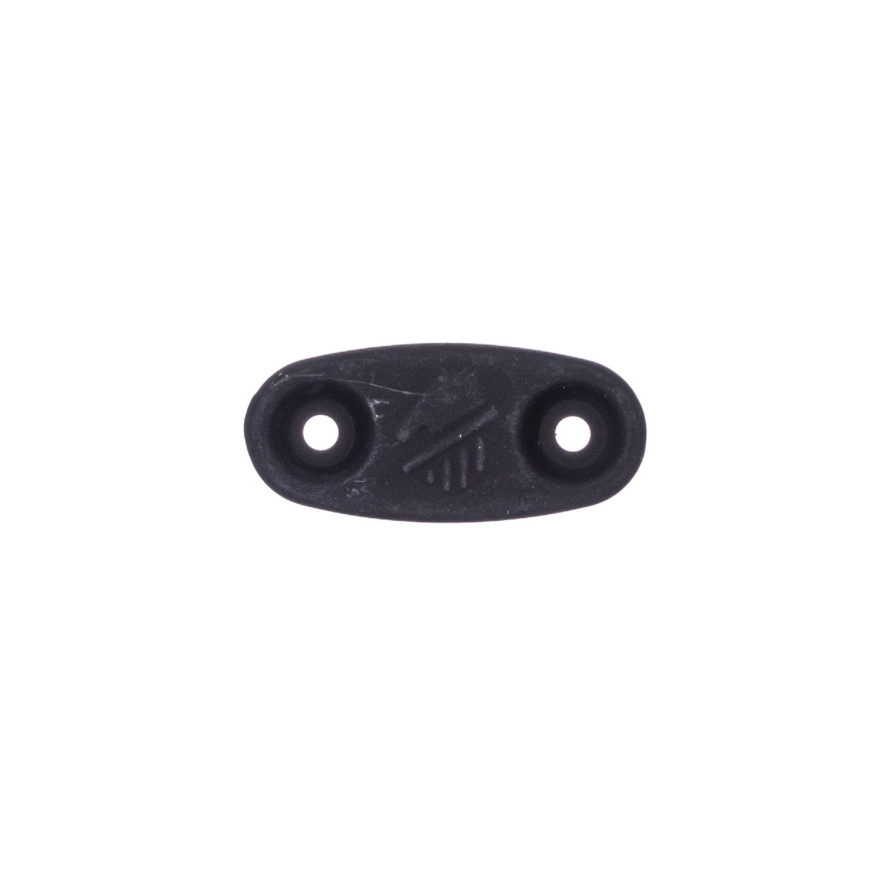Držák výfuku pro Čínské motorové pily a pily z hobbymarketů model 4500 5200 5800