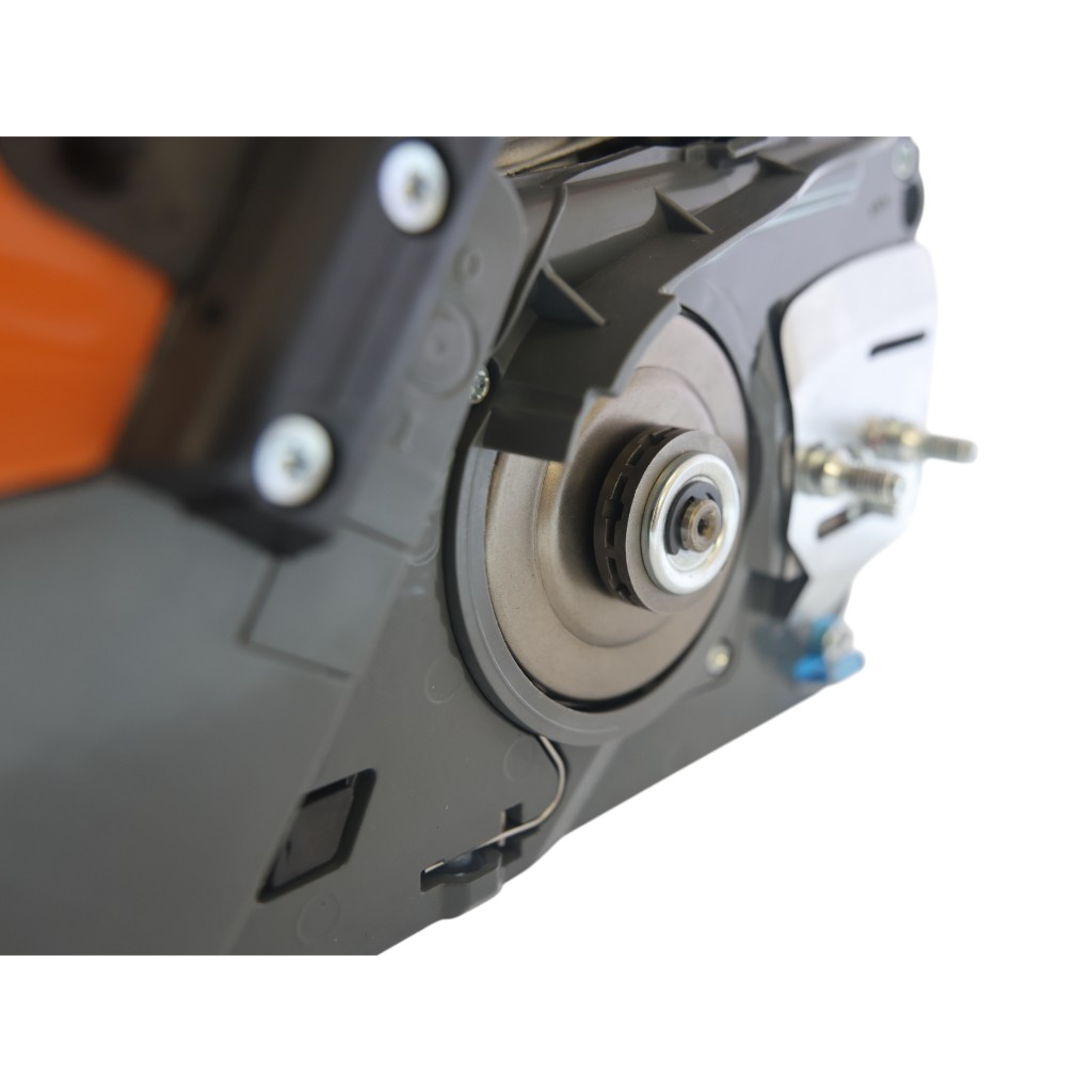 Kompletní profesionální motor pro řetězové pily HSP444 obsah 70,7 ccm výkon 4,0 kW (5,4 PS)