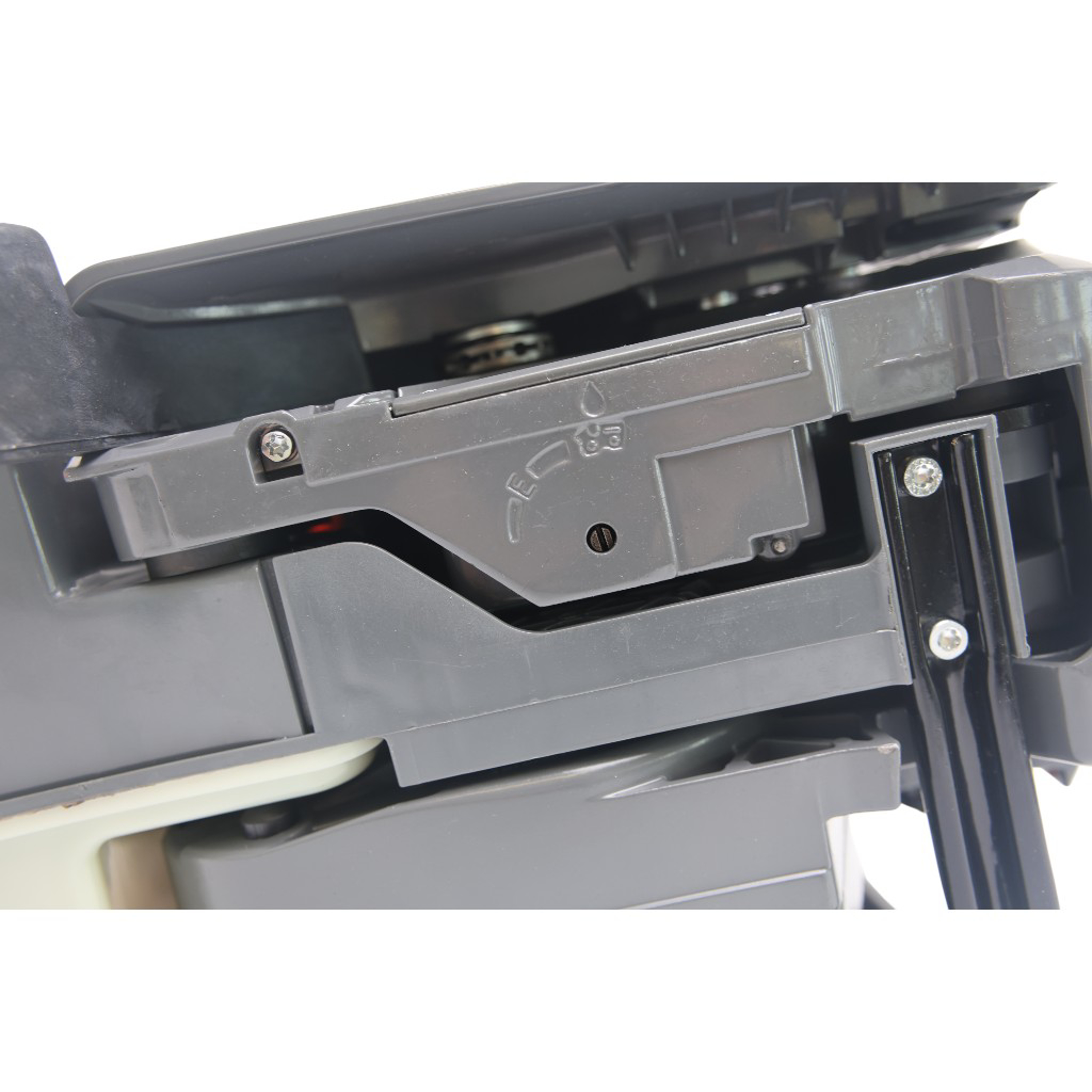Kompletní profesionální motor pro řetězové pily HSH888 obsah 122 ccm výkon 6,4 kW (8,7 PS)